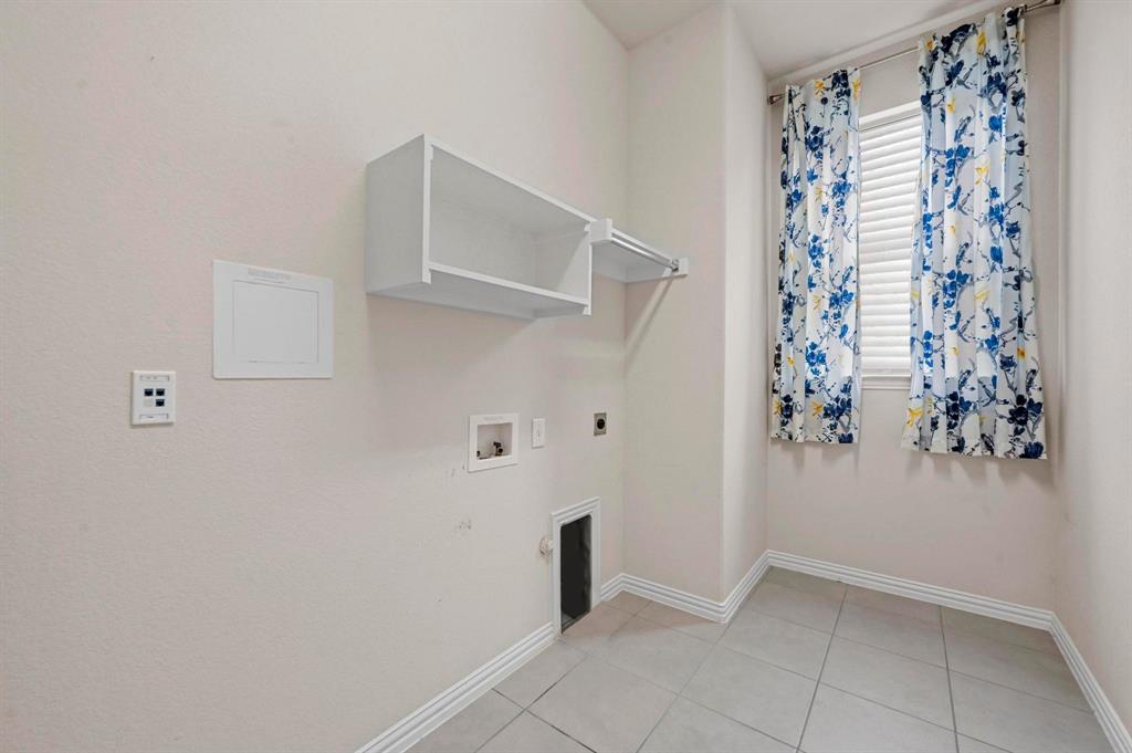 Little Elm, Texas 75068, United States, 4 Bedrooms Bedrooms, ,3 BathroomsBathrooms,Residential,Active,5235