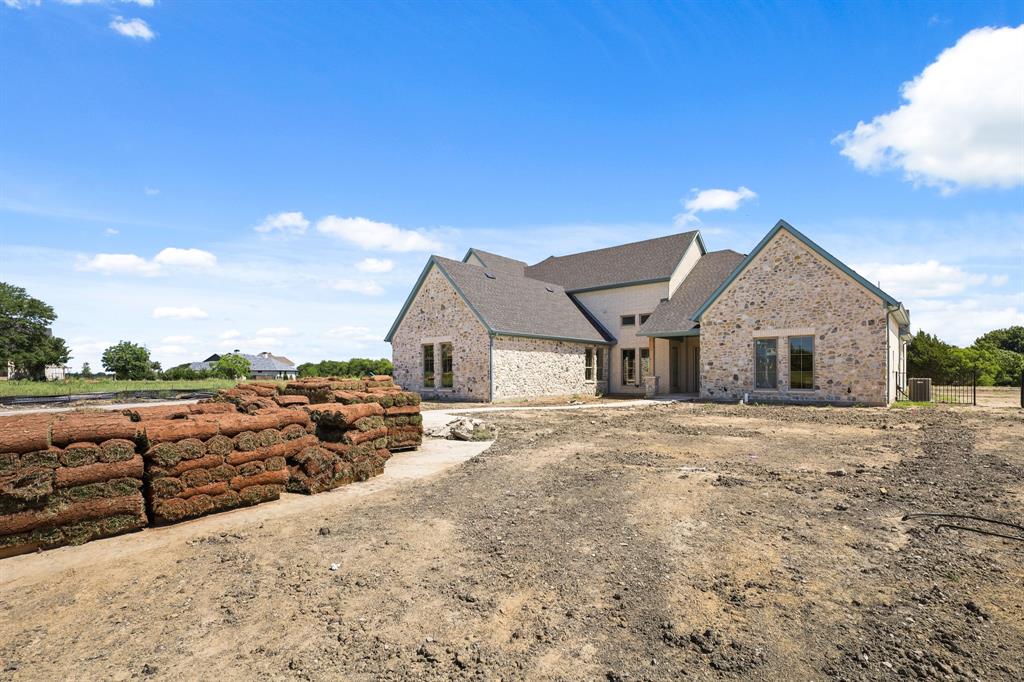 324 Chapel View Court
