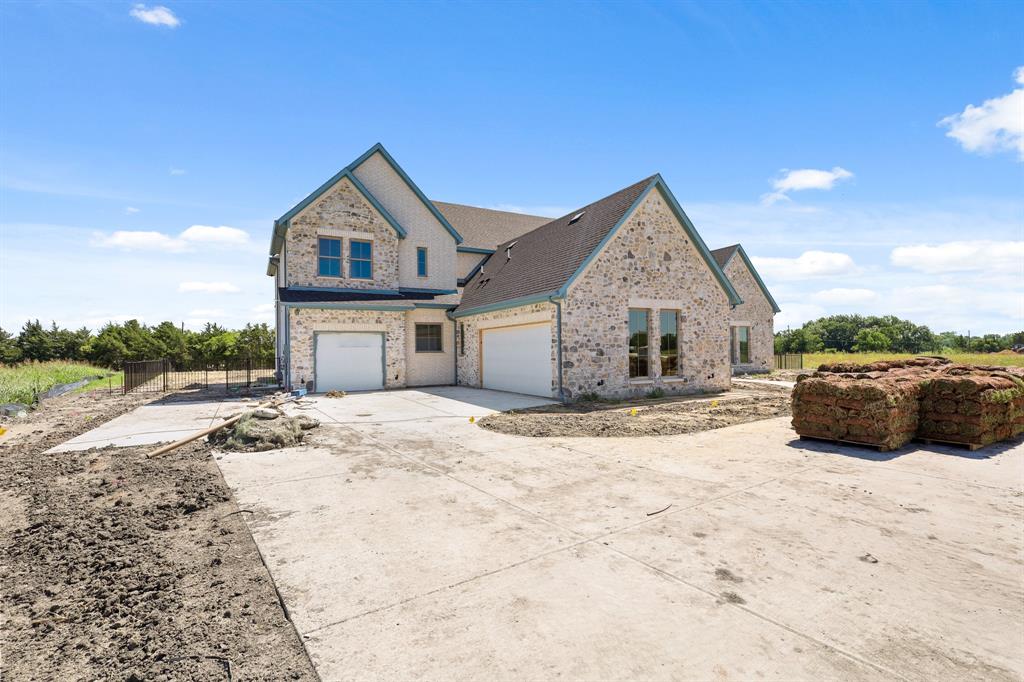 324 Chapel View Court