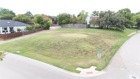 3820 Acapulco Court Irving TX 75062