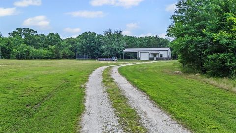 818 RS Private Road 7370 Point TX 75472