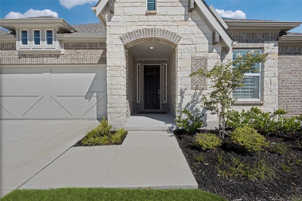 1329 Huntington Drive