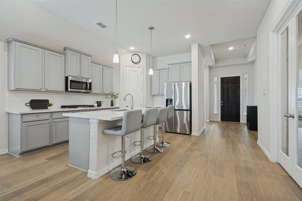 1329 Huntington Drive