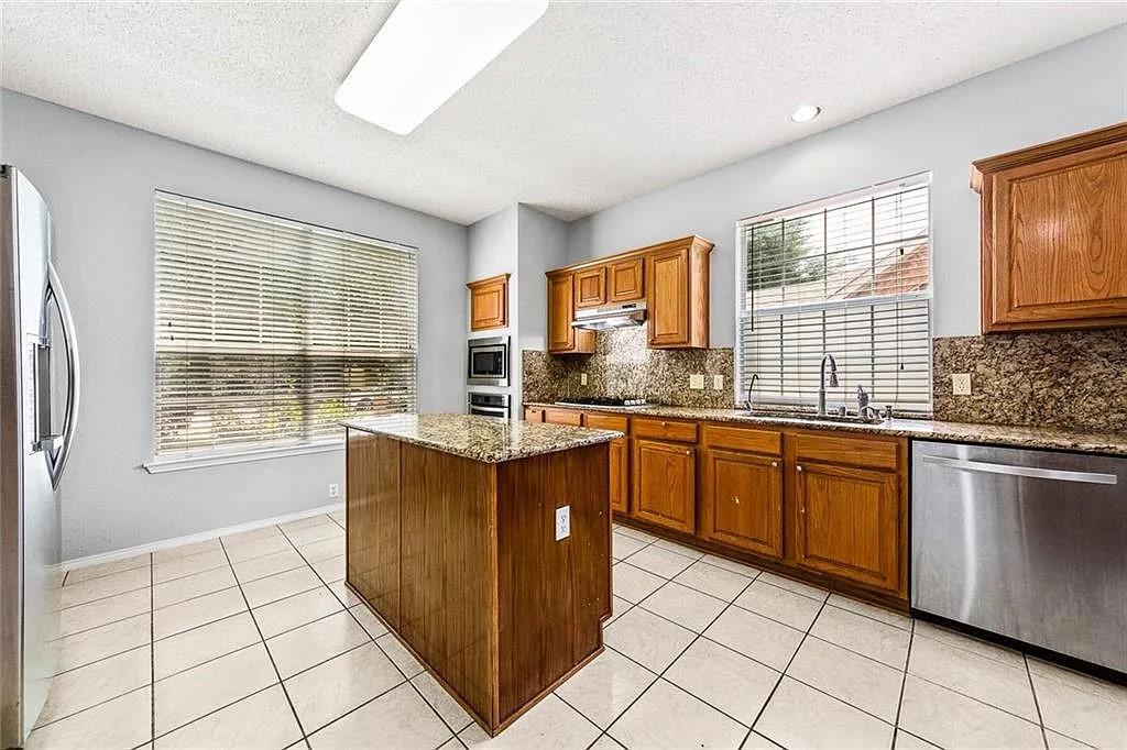 Villages Of Russell Creek Ph 2b - Residential Lease