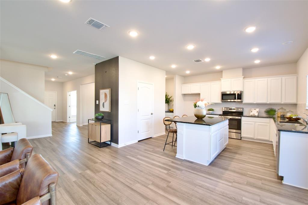 PARK MEADOWS - Residential