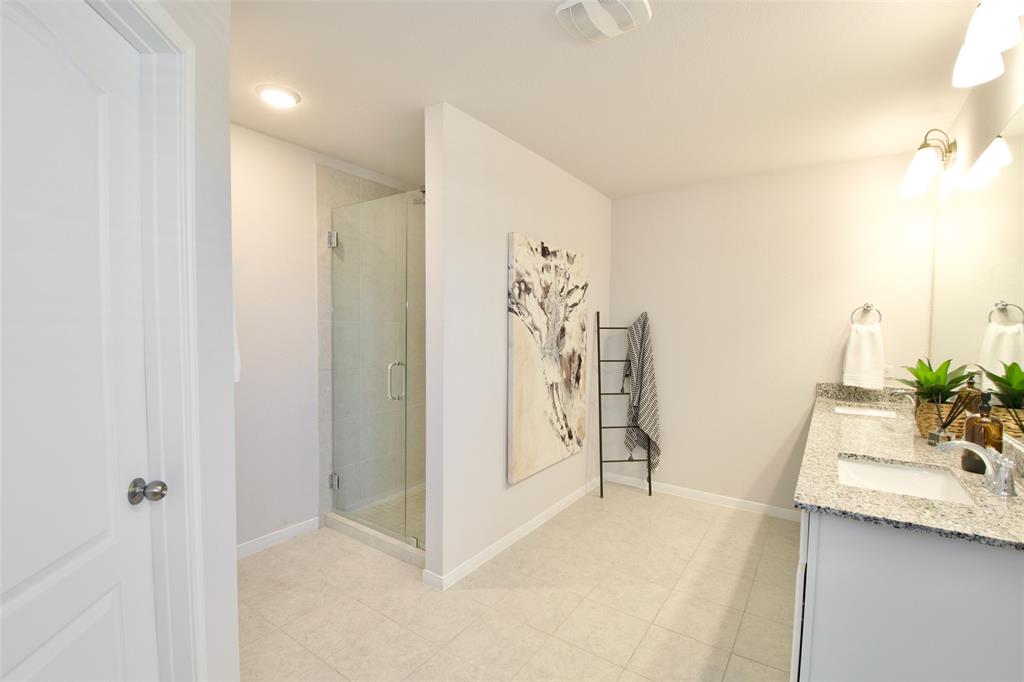 PARK MEADOWS - Residential