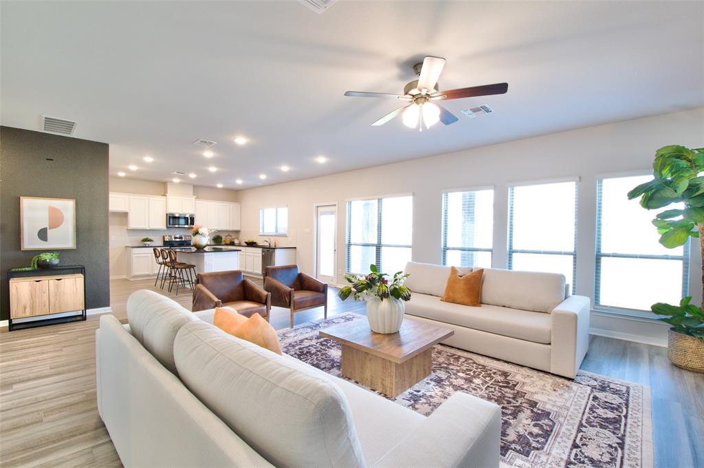 PARK MEADOWS - Residential