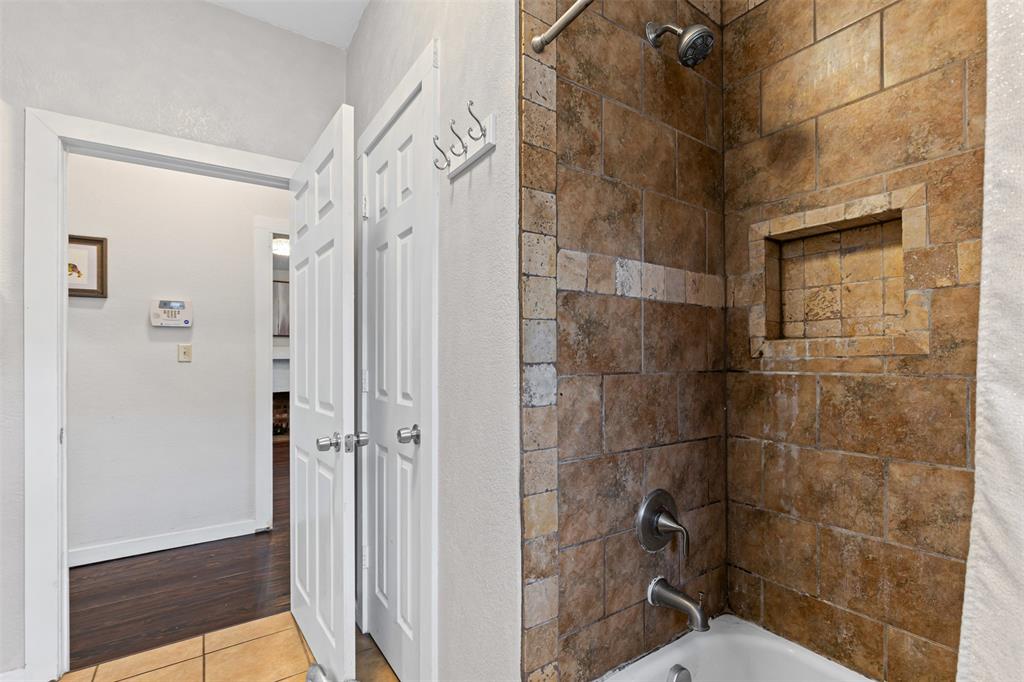 Bondies Sub - Residential