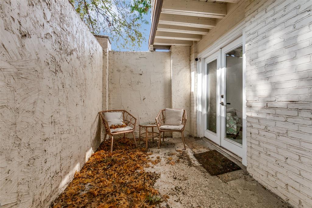 Bella Gardens Condos - Residential Lease