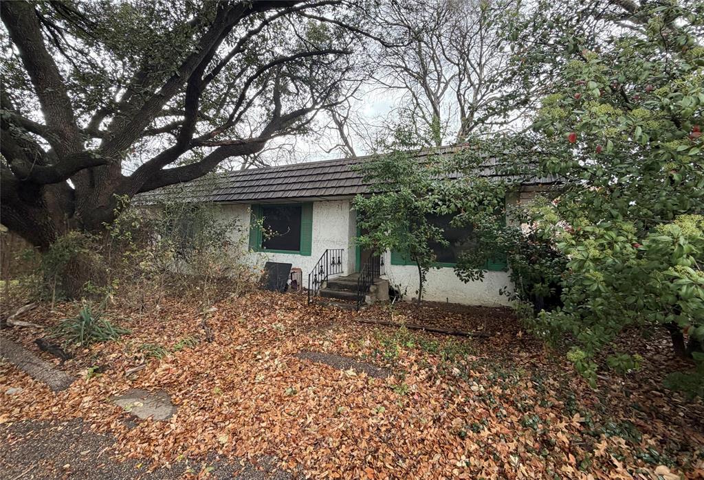 2571 Valley View Lane