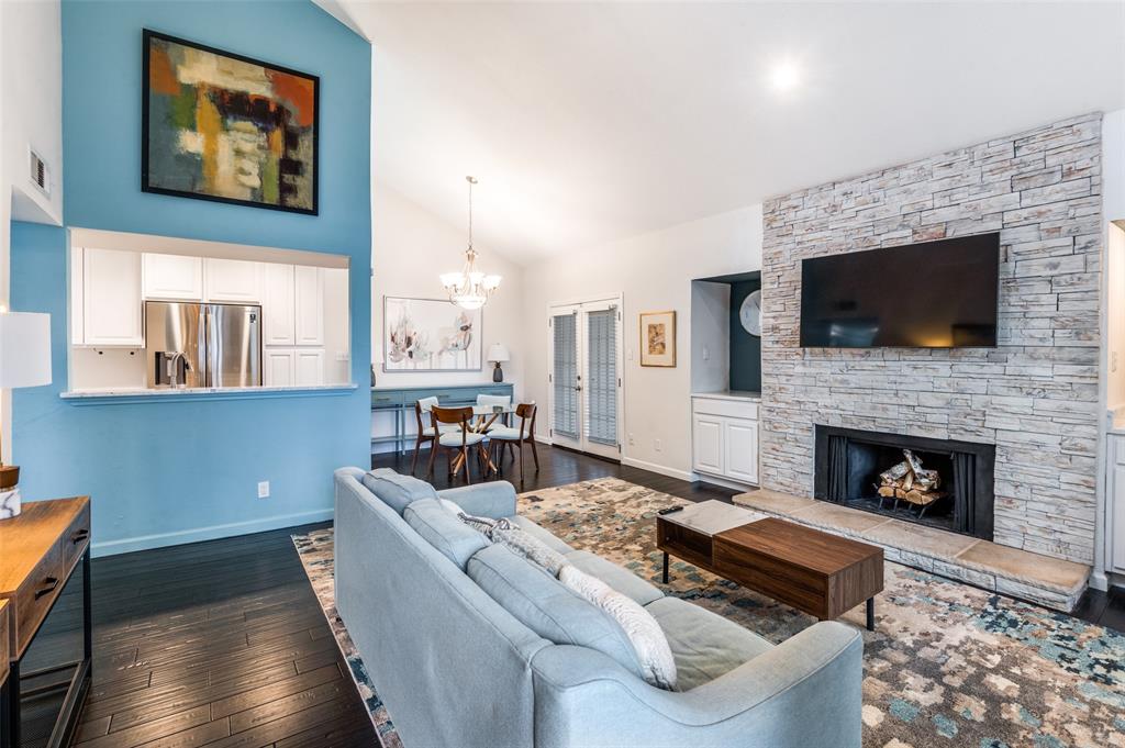 Oaks On The Lane Condo Ph 02 - Residential