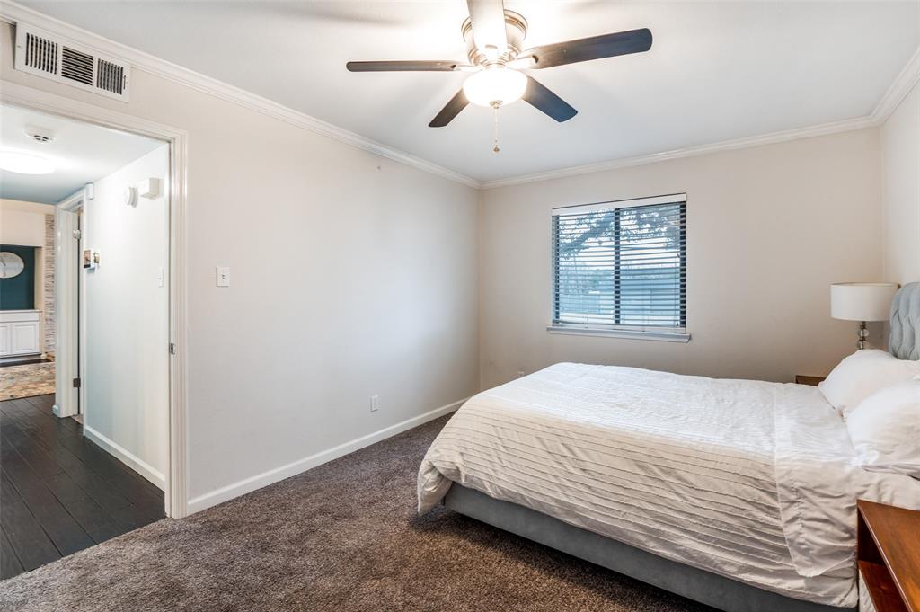 Oaks On The Lane Condo Ph 02 - Residential