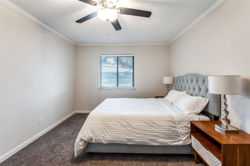 Oaks On The Lane Condo Ph 02 - Residential