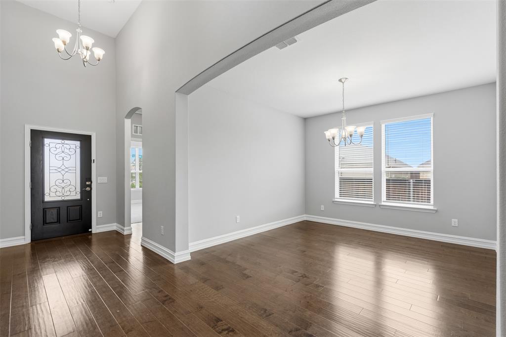 5901 Silverhollow Drive