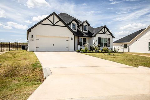 A home in Godley