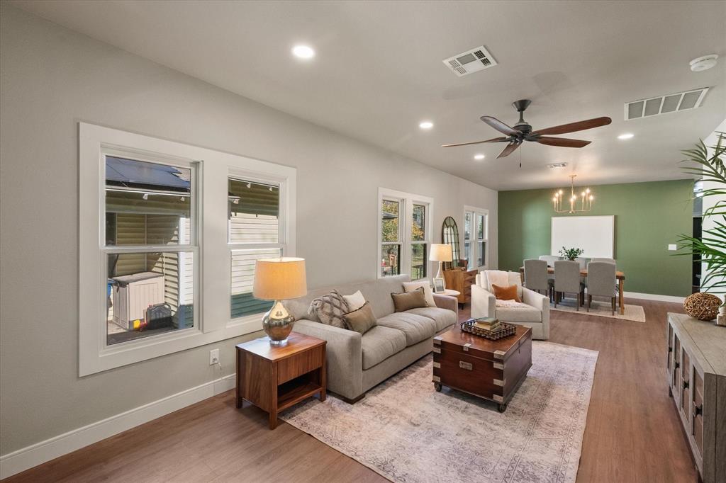 Winnetka Heights - Residential