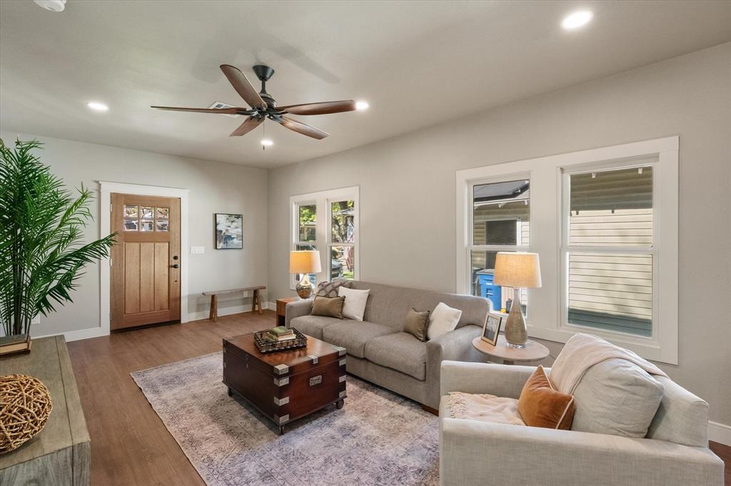 Winnetka Heights - Residential