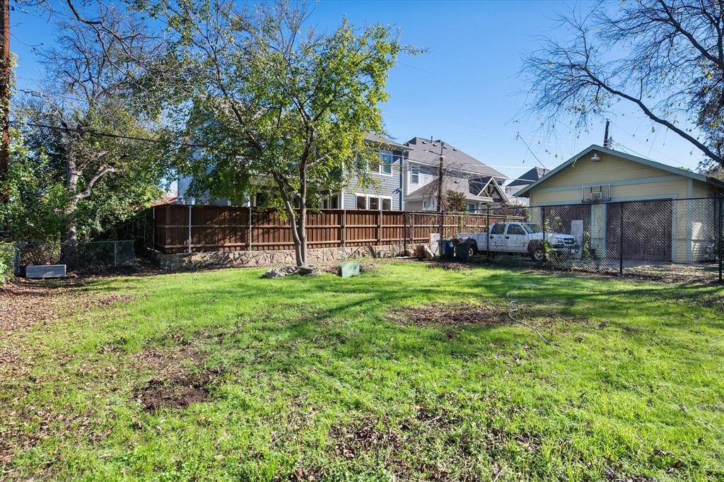 Winnetka Heights - Residential