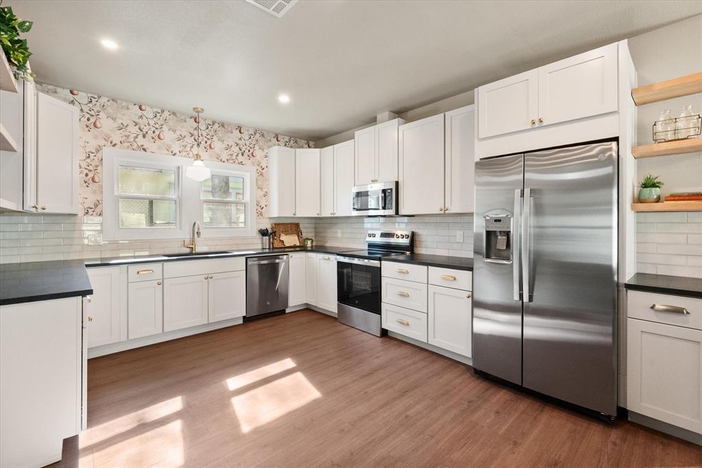 Winnetka Heights - Residential