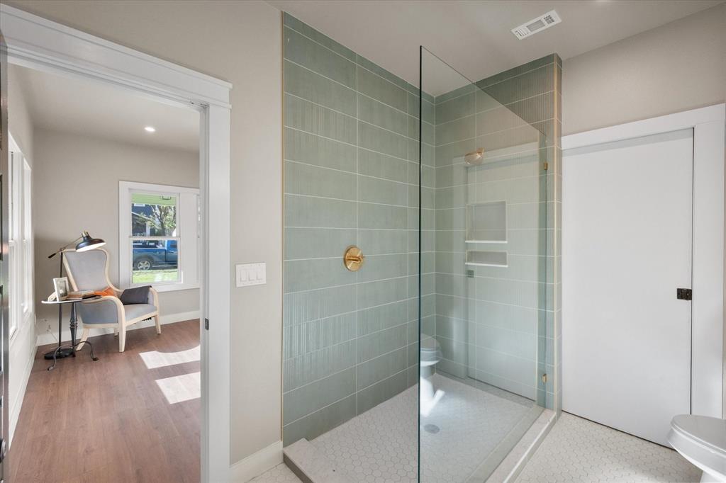 Winnetka Heights - Residential