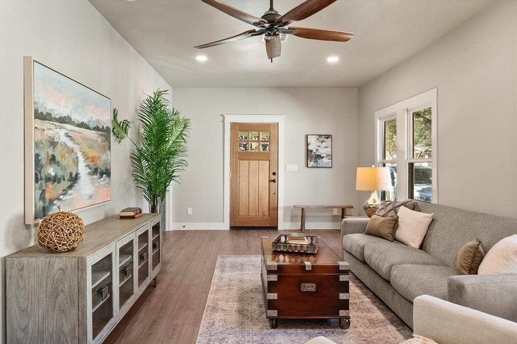 Winnetka Heights - Residential