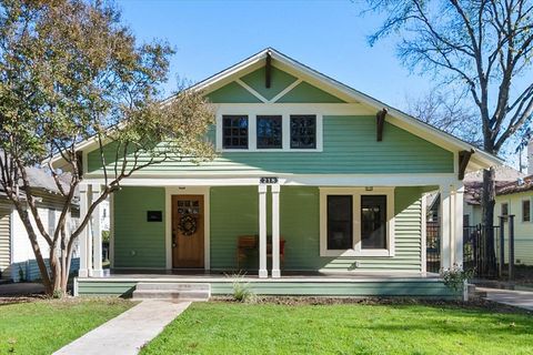 218 N Willomet Avenue Dallas TX 75208