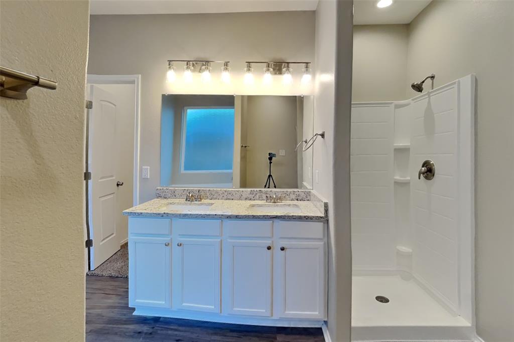 Eden Creek Add - Residential Lease