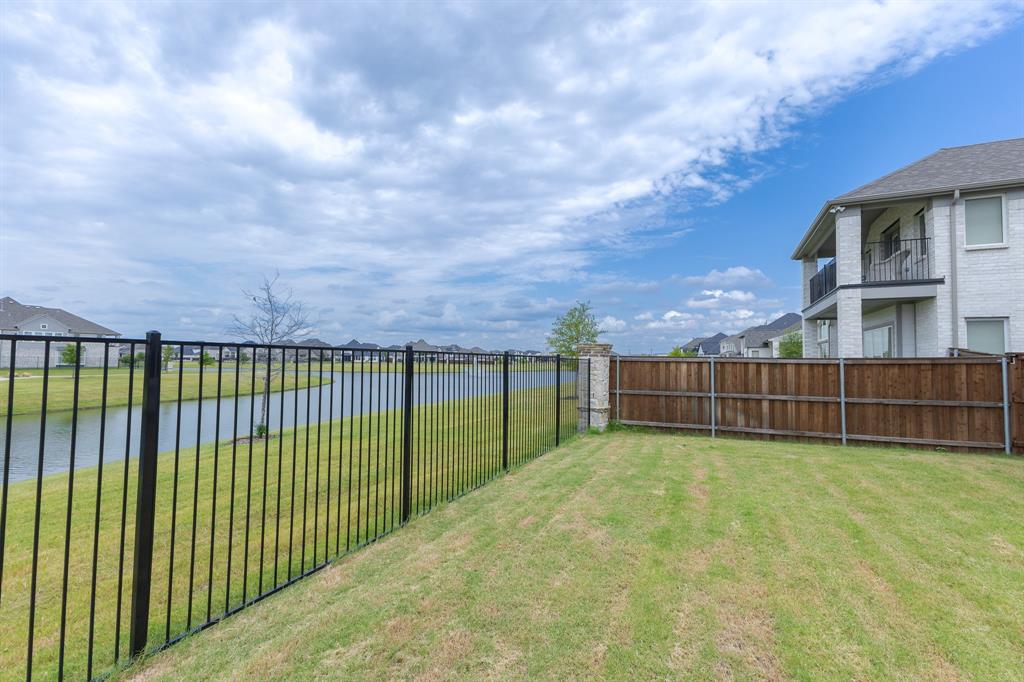 Lakes of Legacy Ph 3 - Residential Lease