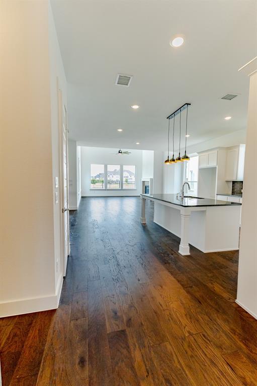 Lakes of Legacy Ph 3 - Residential Lease