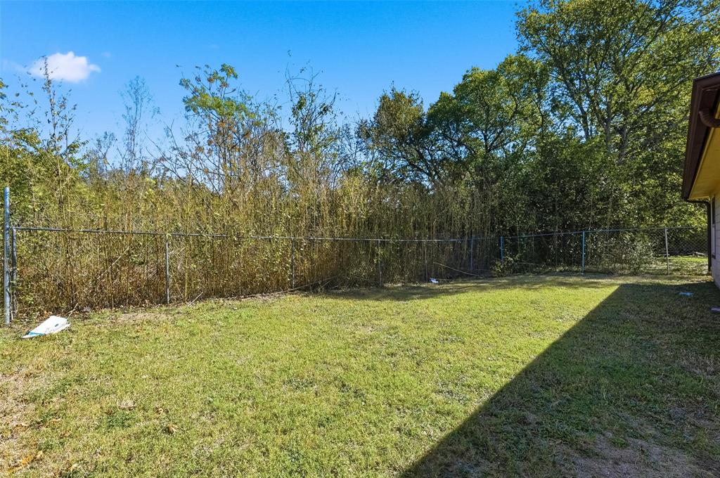 S M Durrett - Residential Lease