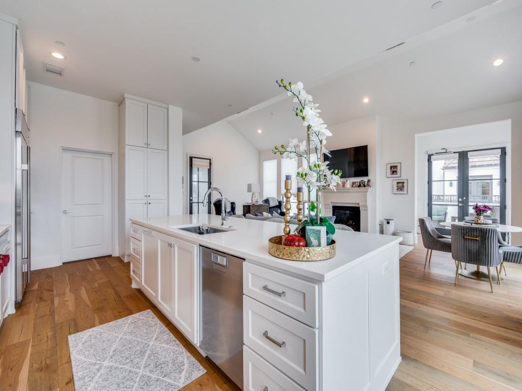 5270 Town and Country Boulevard 302