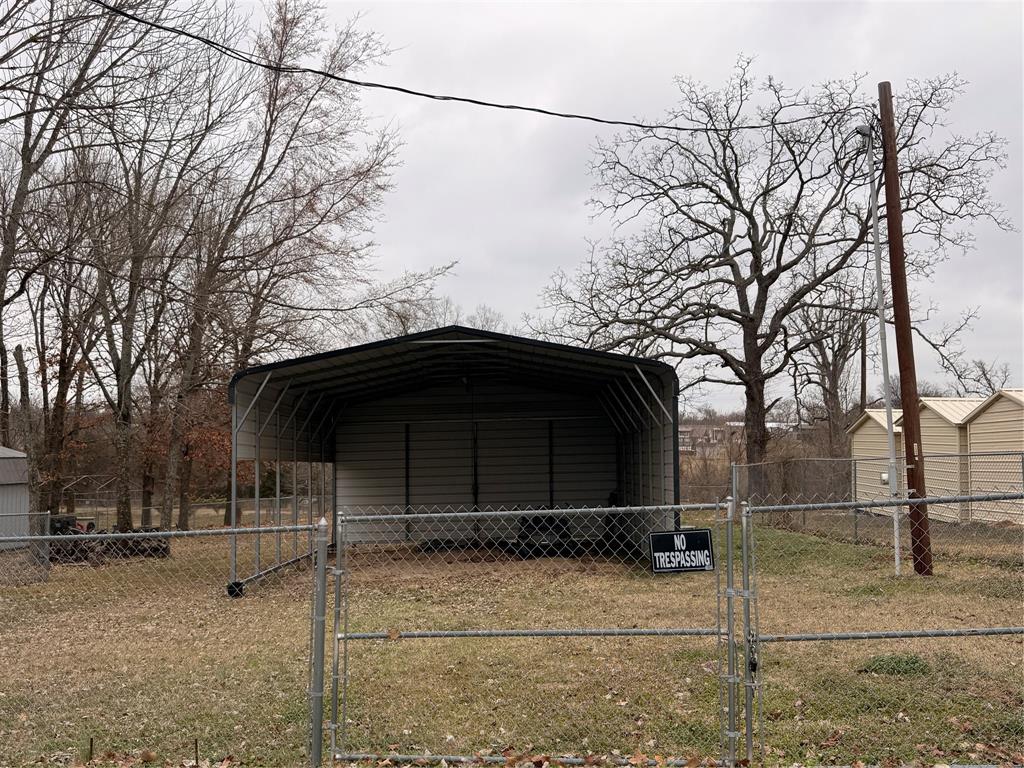 Lots 303 and 382 Broken Bow