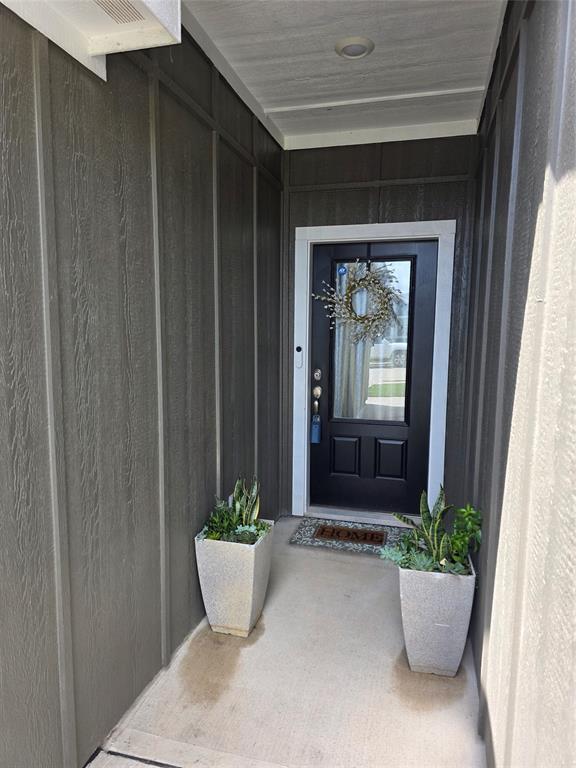 1420 Sunkiss Drive