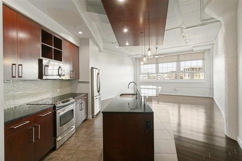 Photo of 2600 W 7th Street #1533, Fort Worth, TX 76107 (MLS # 21396270)