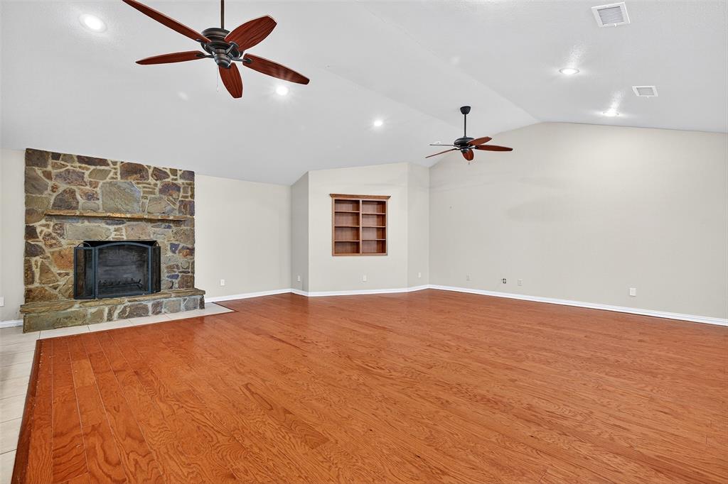 594 Lukehaven Drive