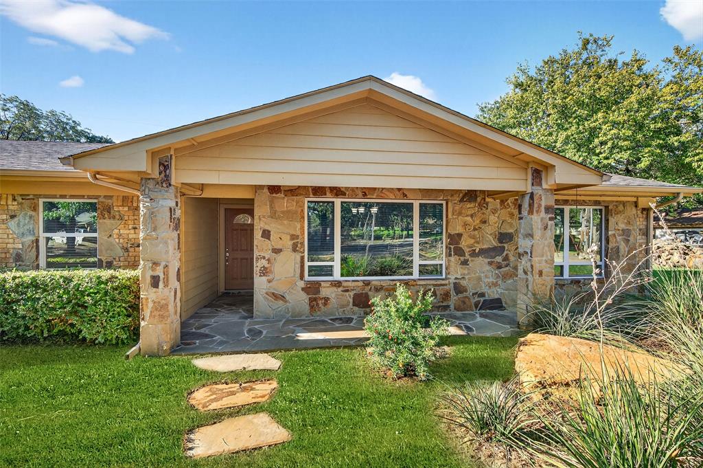 594 Lukehaven Drive