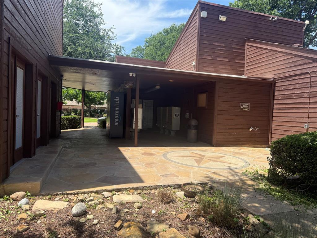 Oak Creek Condo - Residential