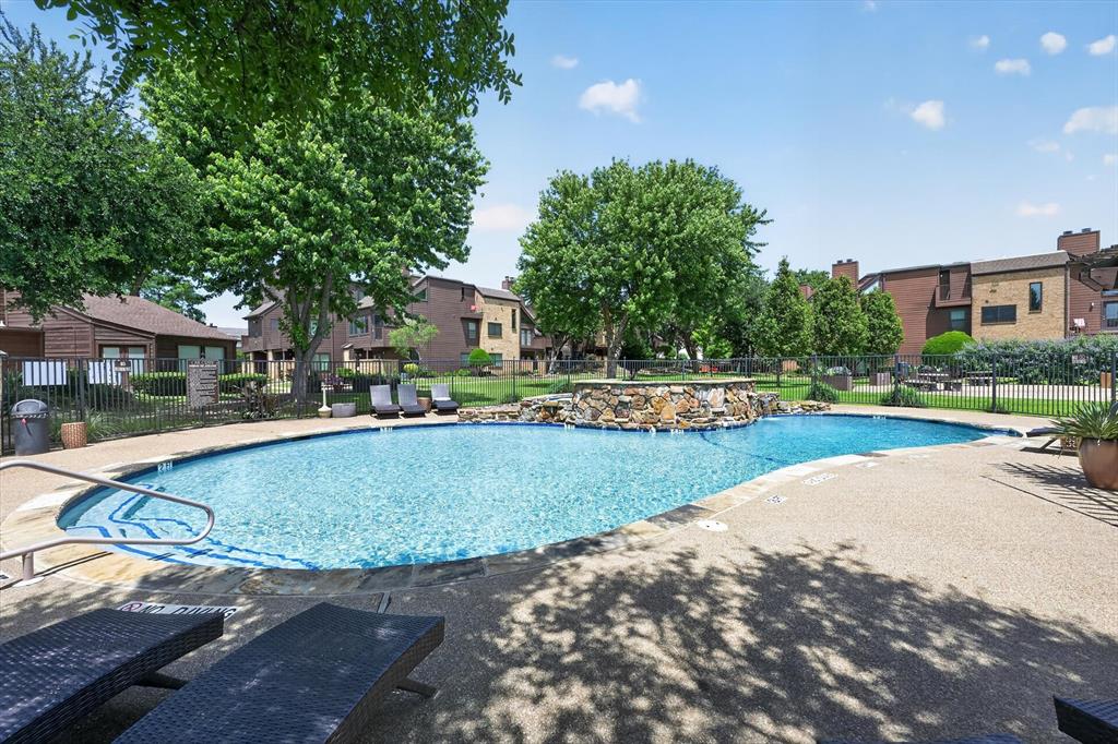 Oak Creek Condo - Residential