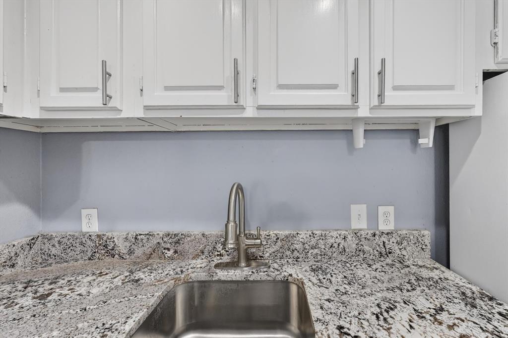 Oak Creek Condo - Residential