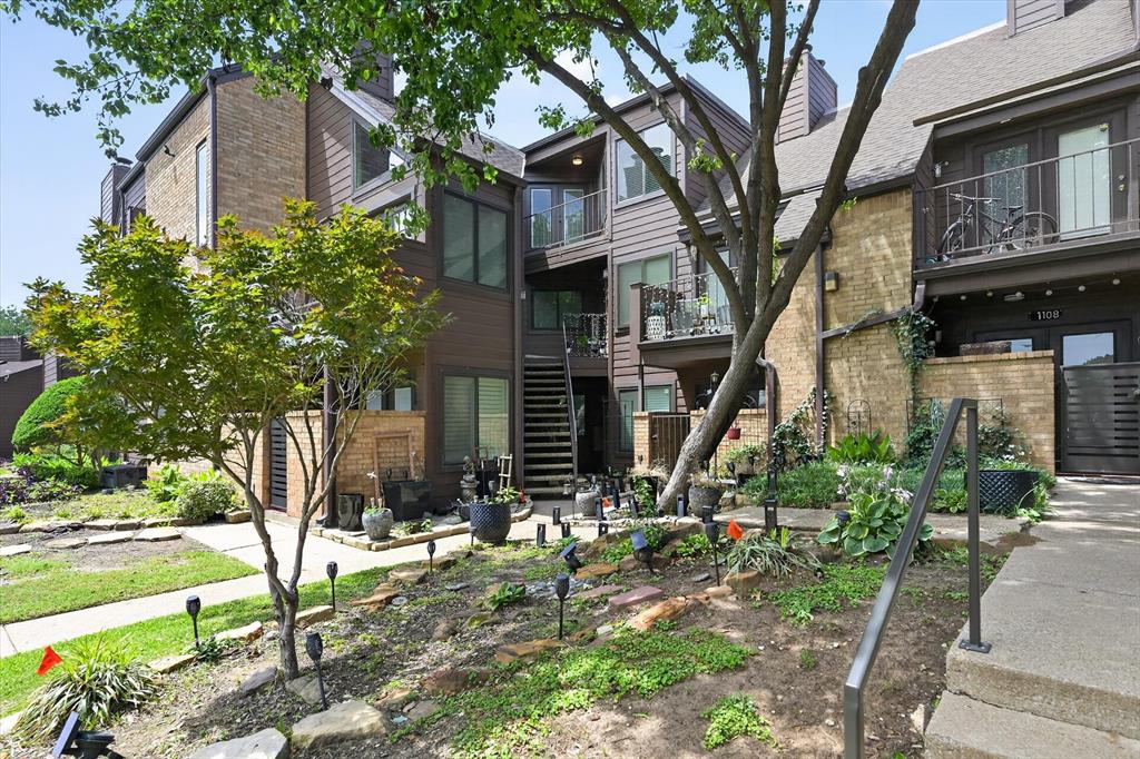 Oak Creek Condo - Residential