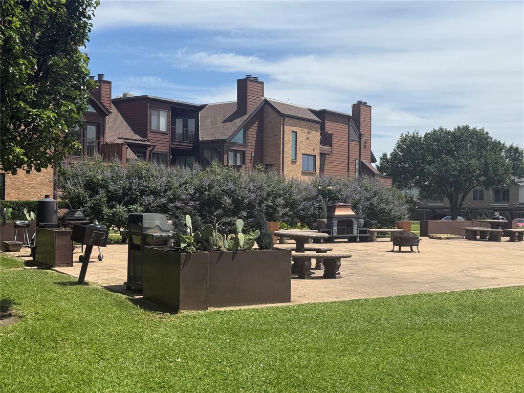 Oak Creek Condo - Residential