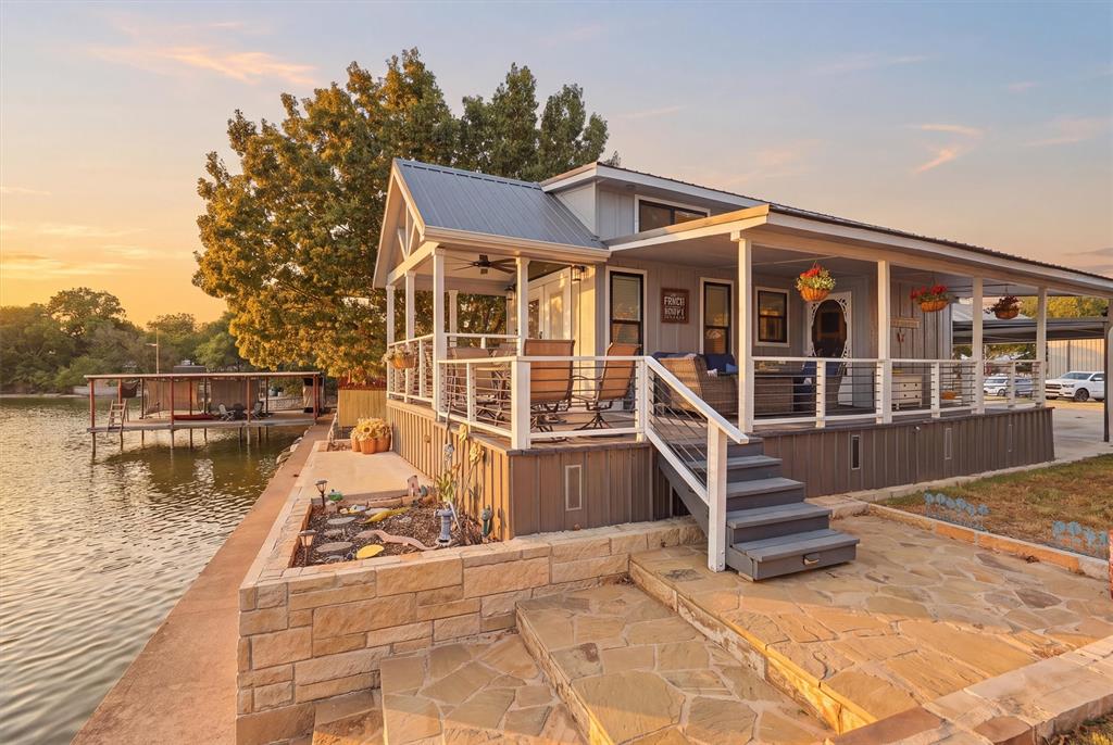 817 Brazos Harbor Circle