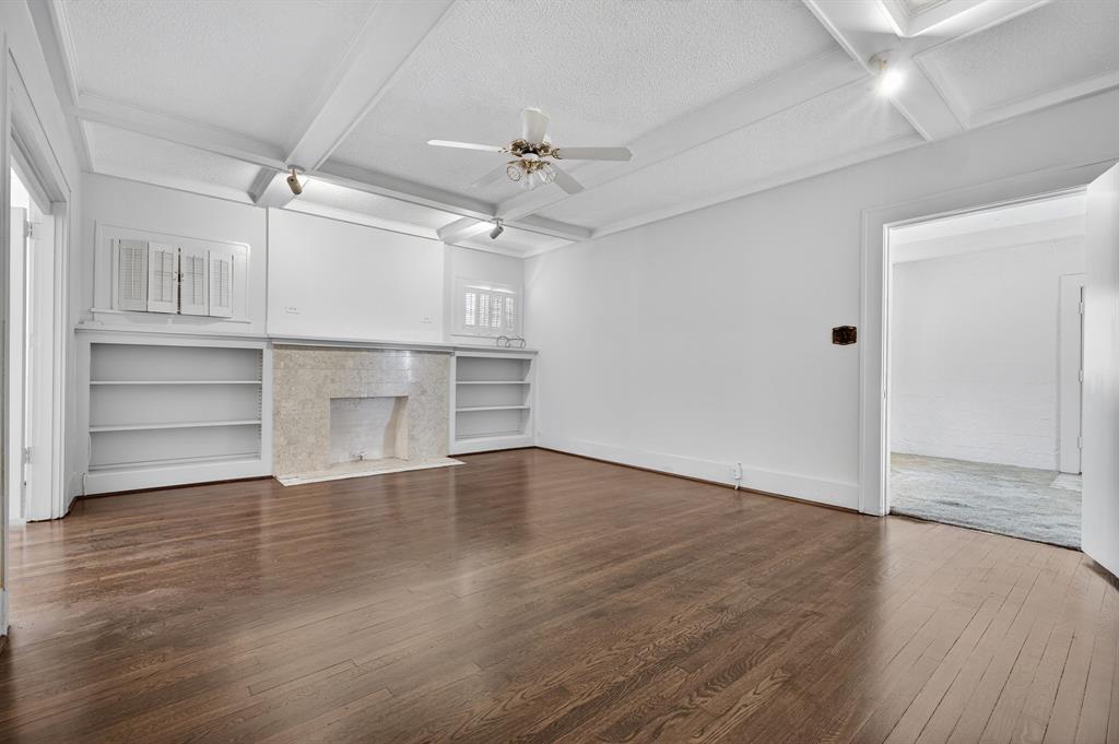 916 E Hubbard Street