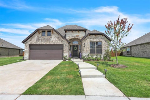 Photo of 532 Firethorn Drive, Royse City, TX 75189 (MLS # 21386686)
