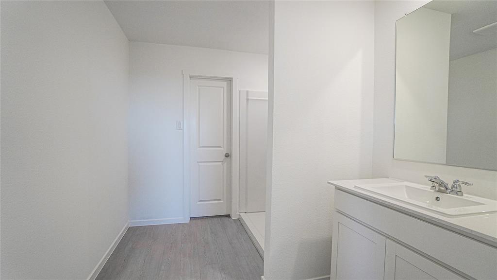 Verandah Ph 7 - Residential Lease