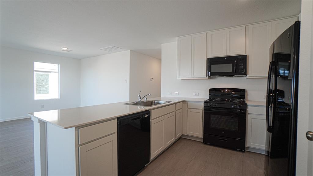 Verandah Ph 7 - Residential Lease