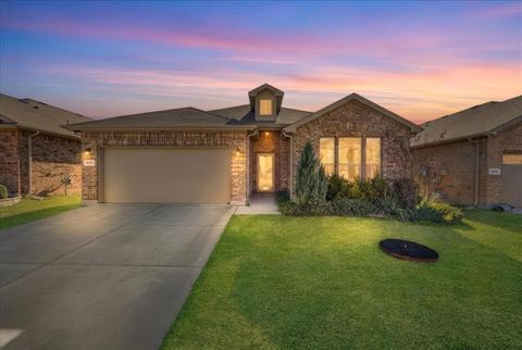 804 Greenford Manor Fort Worth TX 76247