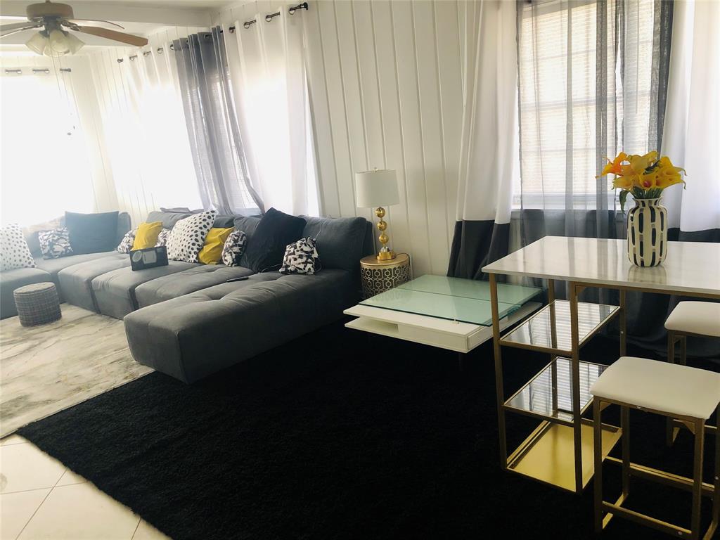 Oak Lawn - Residential