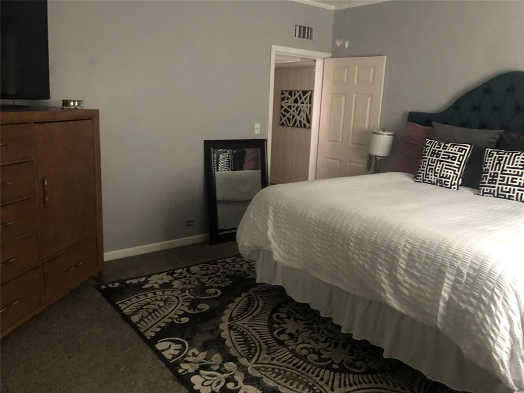 Oak Lawn - Residential