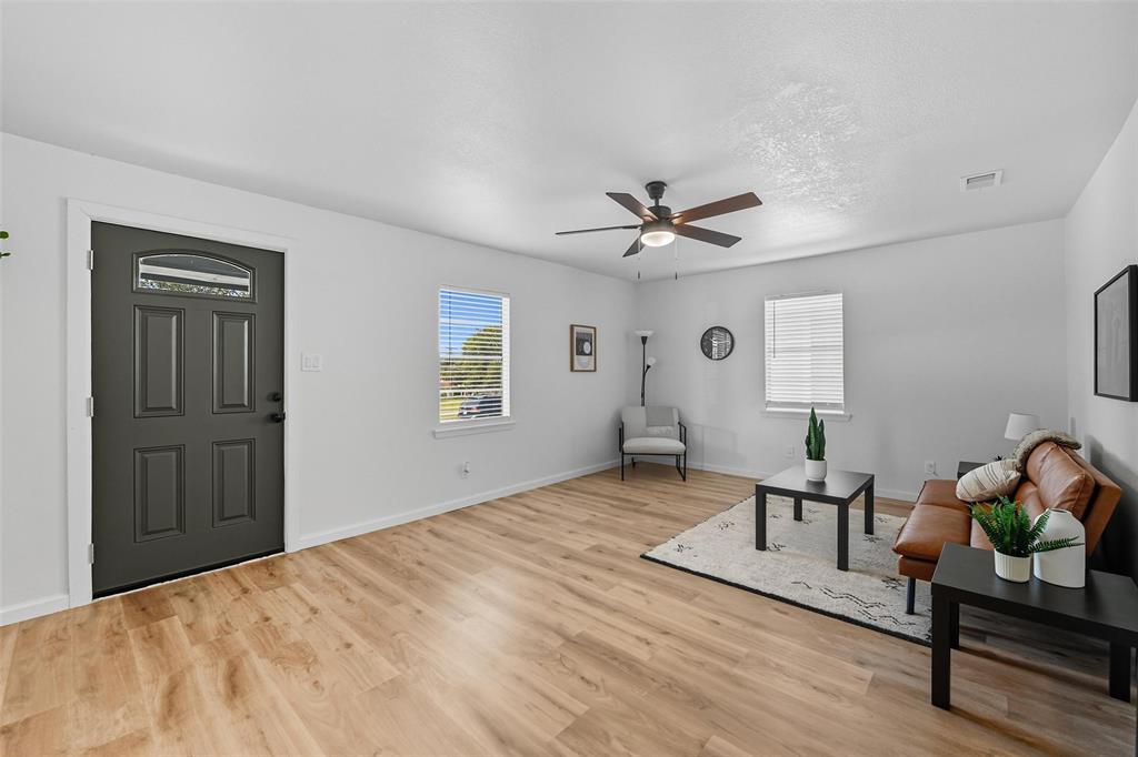 1830 San Antonio Street